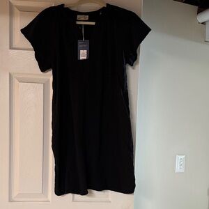 Black Short Sleeve Dress